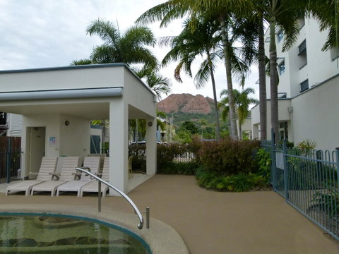 Madison Ocean Breeze Apartments - Accommodation Main Beach 14