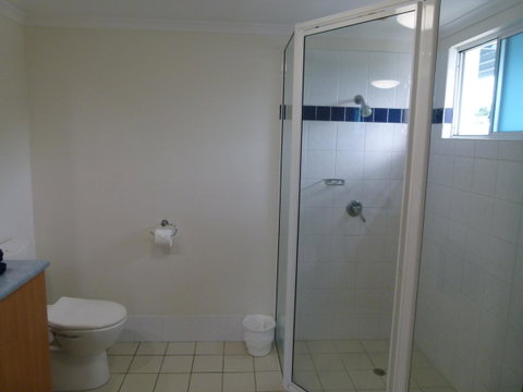 Madison Ocean Breeze Apartments - Accommodation Main Beach 35