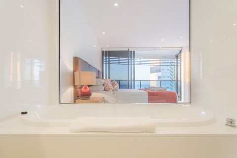 Oracle Resort Broadbeach - Gclr - Accommodation Main Beach 11