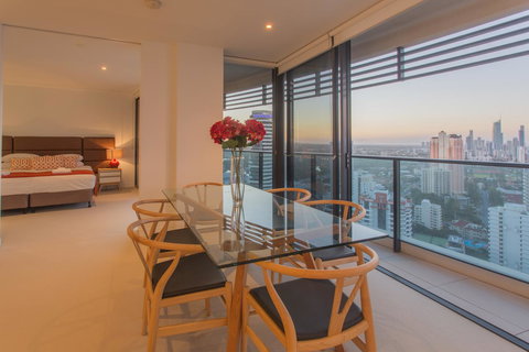 Oracle Resort Broadbeach - Gclr - Accommodation Main Beach 10