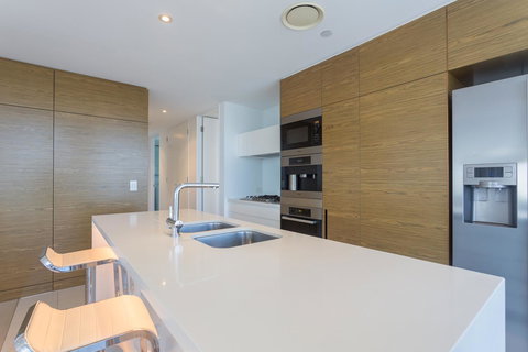 Oracle Resort Broadbeach - Gclr - Accommodation Main Beach 28