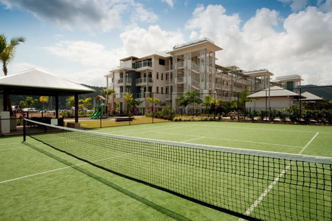 The Boathouse Apartments - Accommodation Main Beach 6