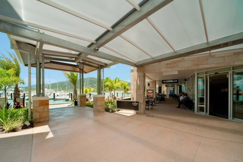 The Boathouse Apartments - Accommodation Main Beach 23
