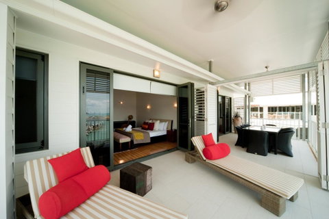 The Boathouse Apartments - Accommodation Main Beach 20