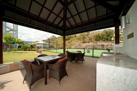 The Boathouse Apartments - Accommodation Main Beach 21