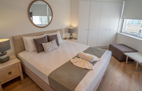 Mandolin Beachfront Resort - Accommodation Main Beach 8