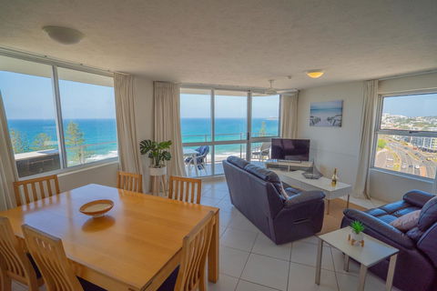 Mandolin Beachfront Resort - Accommodation Main Beach 28