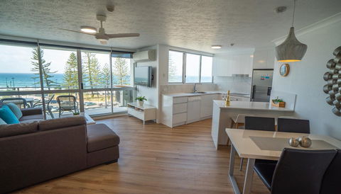 Mandolin Beachfront Resort - Accommodation Main Beach 17