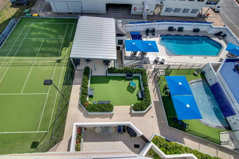 Mandolin Beachfront Resort - Accommodation Main Beach 4