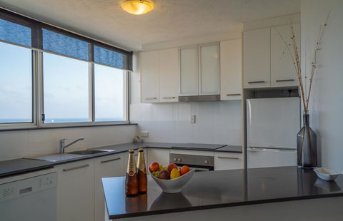 Mandolin Beachfront Resort - Accommodation Main Beach 13