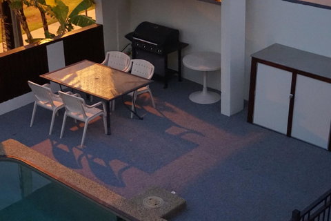 Airlie Seaview Apartments - Accommodation Main Beach 20