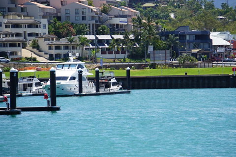 Airlie Seaview Apartments - Accommodation Main Beach 0