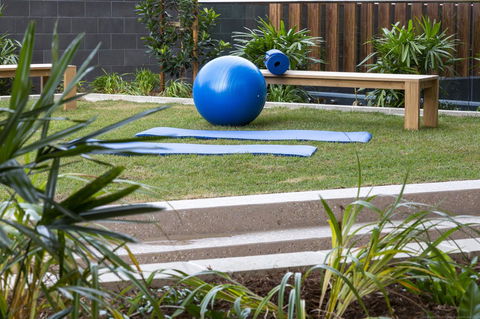 Boardwalk Burleigh Beach - Official - Accommodation Main Beach 32