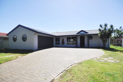 Bribie Island Canal Holiday Destination! - Accommodation Main Beach 23