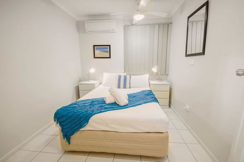 Airlie Apartments - Accommodation Main Beach 2
