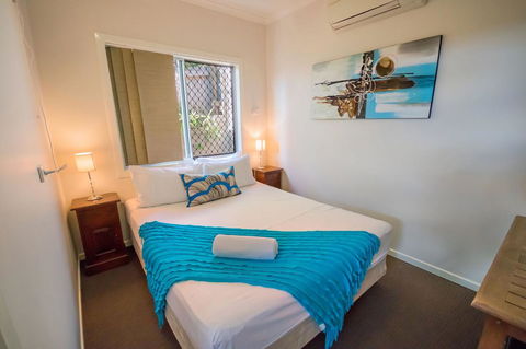 Airlie Apartments - Accommodation Main Beach 14
