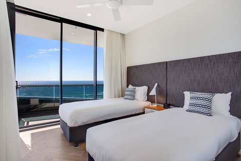 Iconic Kirra Beach Resort - Accommodation Main Beach 28