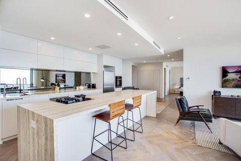 Iconic Kirra Beach Resort - Accommodation Main Beach 24