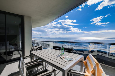 Iconic Kirra Beach Resort - Accommodation Main Beach 42
