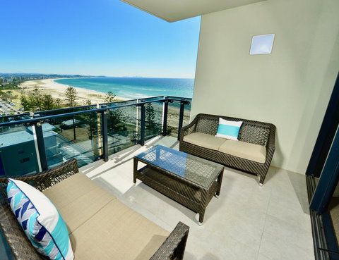 Iconic Kirra Beach Resort - Accommodation Main Beach 5