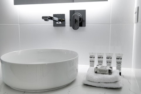 Iconic Kirra Beach Resort - Accommodation Main Beach 30