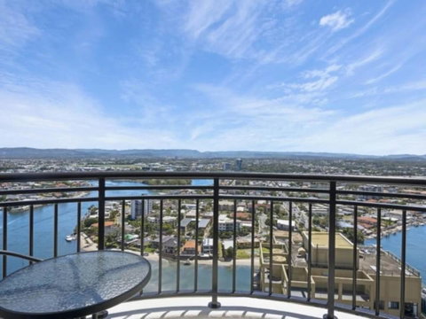 Beach Stay - Ocean & Riverview Resort Chevron Renaissance Central Surfers Paradise - Accommodation Main Beach 14