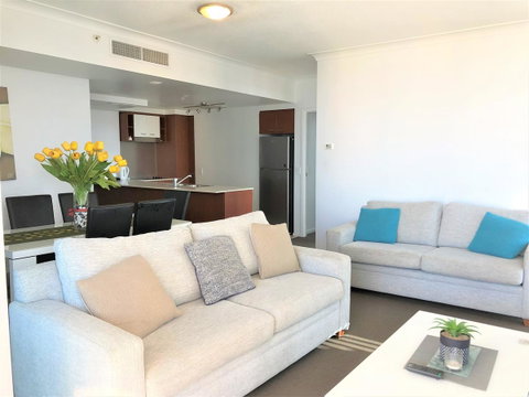 Beach Stay - Ocean & Riverview Resort Chevron Renaissance Central Surfers Paradise - Accommodation Main Beach 20