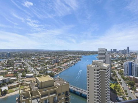 Beach Stay - Ocean & Riverview Resort Chevron Renaissance Central Surfers Paradise - Accommodation Main Beach 15