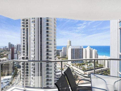 Beach Stay - Ocean & Riverview Resort Chevron Renaissance Central Surfers Paradise - Accommodation Main Beach 25