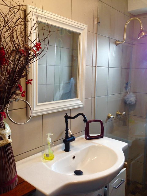 XYL Pets Friendly Seaside Boutique Guesthouse - Accommodation Main Beach 1