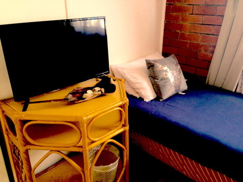 XYL Pets Friendly Seaside Boutique Guesthouse - Accommodation Main Beach 42