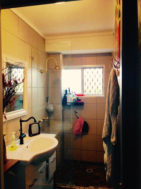 XYL Pets Friendly Seaside Boutique Guesthouse - Accommodation Main Beach 18