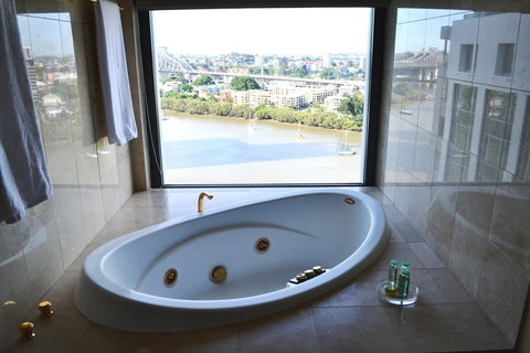 Stamford Plaza Brisbane - Accommodation Main Beach 41