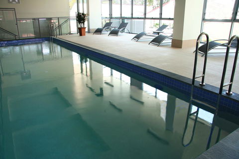 Proximity Waterfront Apartments - Accommodation Main Beach 34