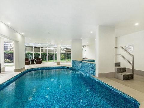 Sunbird Beach Resort Main Beach - Accommodation Main Beach 42