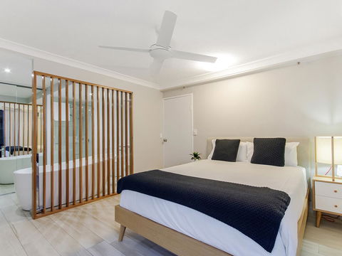 Sunbird Beach Resort Main Beach - Accommodation Main Beach 7