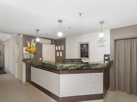 Sunbird Beach Resort Main Beach - Accommodation Main Beach 43
