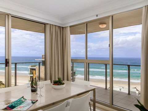 Sunbird Beach Resort Main Beach - Accommodation Main Beach 17
