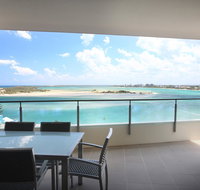 Monaco Caloundra - Accommodation Main Beach