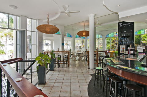Sarayi Boutique Hotel - Accommodation Main Beach 27