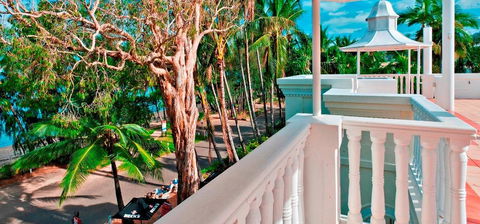 Sarayi Boutique Hotel - Accommodation Main Beach 28