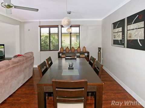Beach House On Jones Parade, Central Coolum Beach - Accommodation Main Beach 7