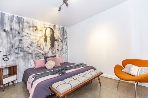 The Pink Hotel Coolangatta - Accommodation Main Beach 13