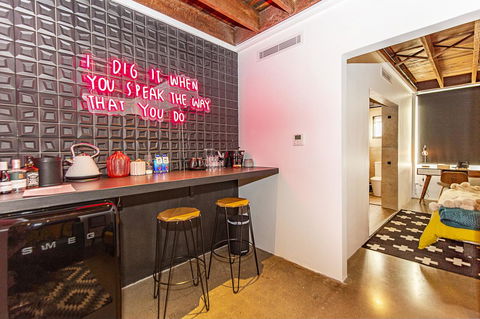The Pink Hotel Coolangatta - Accommodation Main Beach 20