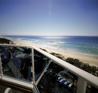 Grosvenor Beachfront Apartments - Accommodation Main Beach