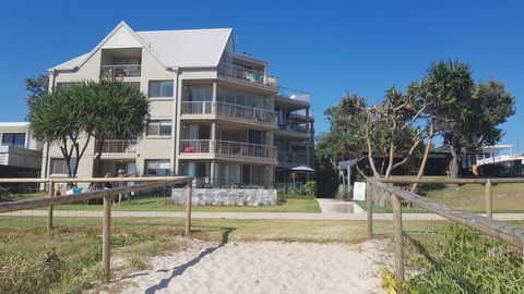 Sanctuary Beach Retreat - Accommodation Main Beach 24
