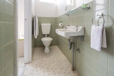 Nightcap At Emerald Star Hotel - Accommodation Main Beach 15