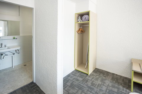 Nightcap At Emerald Star Hotel - Accommodation Main Beach 9