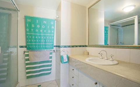 APR Private SUITES MOROC By The Beach - Accommodation Main Beach 41