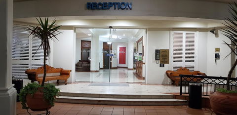 APR Private SUITES MOROC By The Beach - Accommodation Main Beach 31